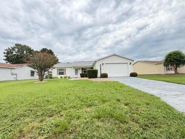 Photo of 335 SAN MARINO DRIVE LADY LAKE FL 32159