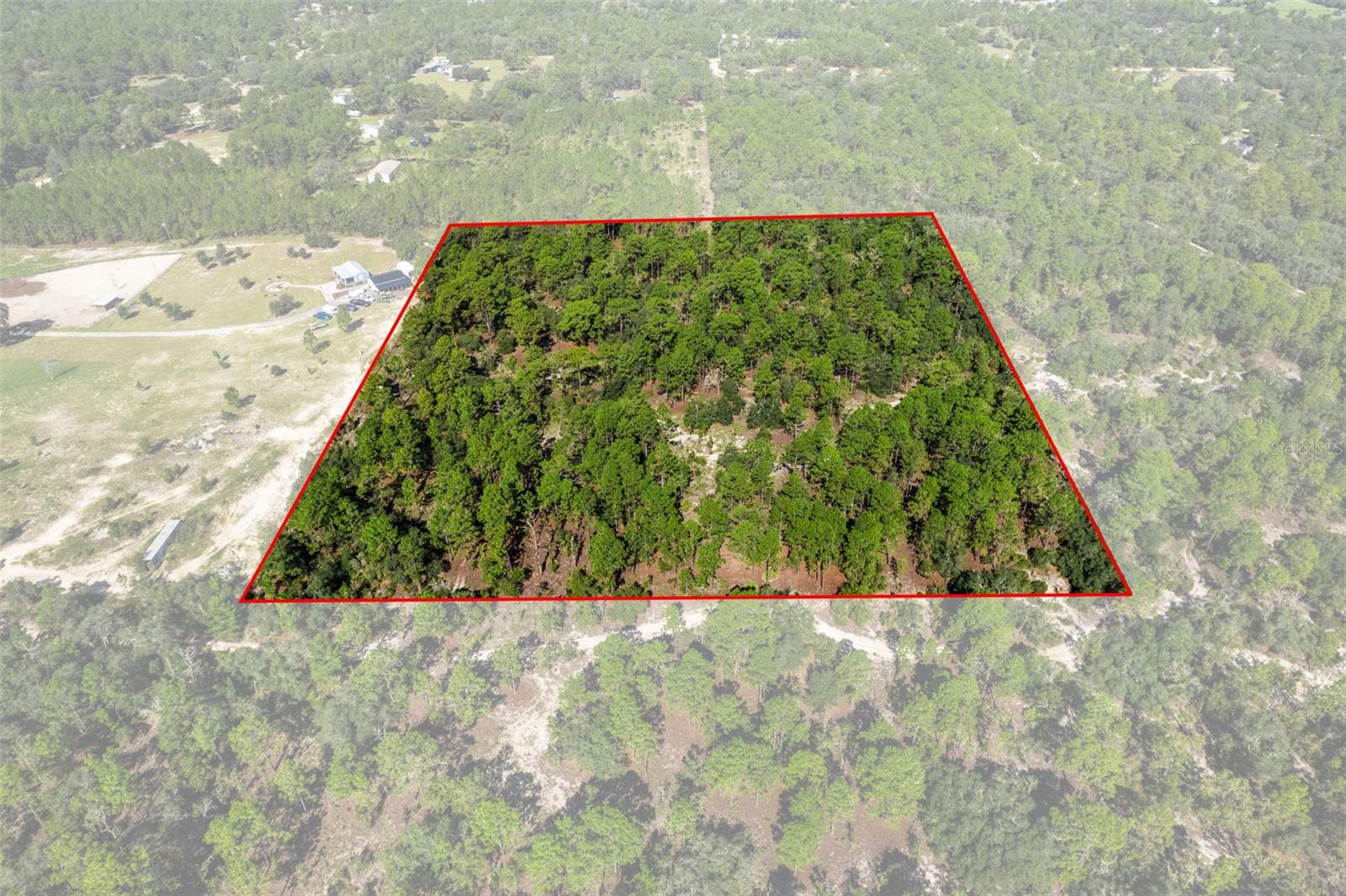 Photo of 10686 N STATUE POINT DUNNELLON FL 34433