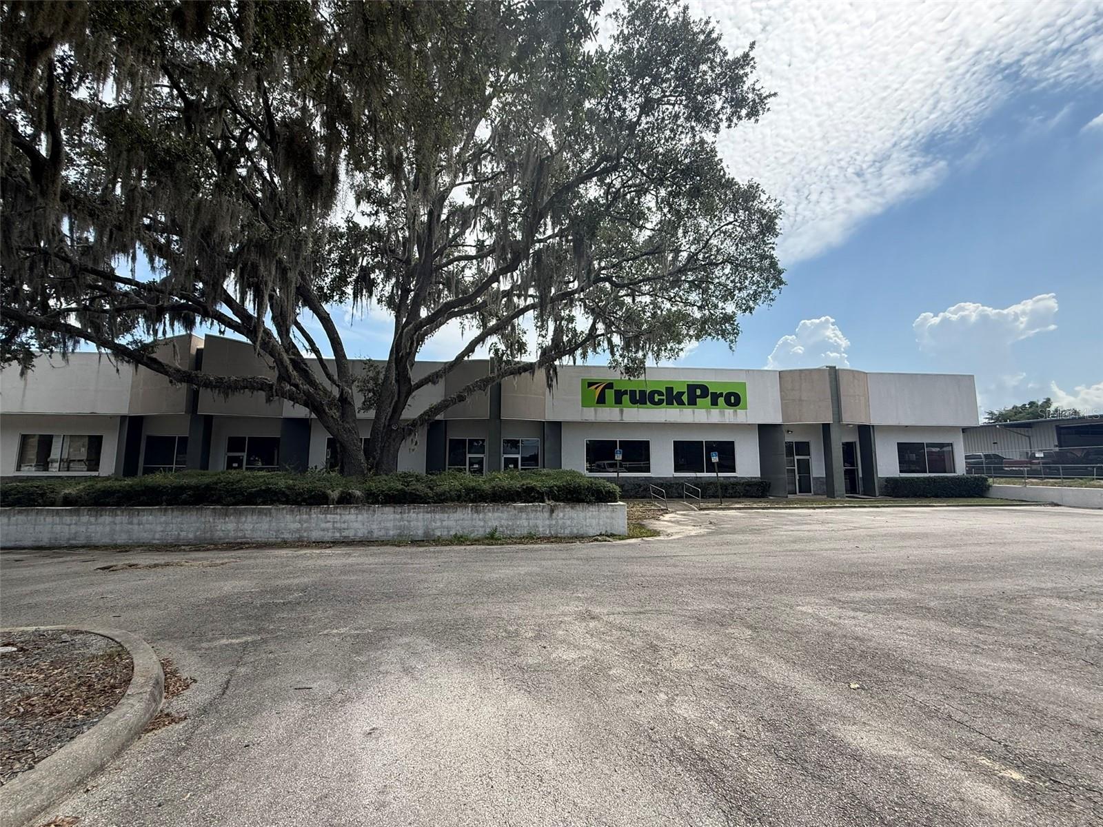 Photo of 5042 W HIGHWAY 40 #101 OCALA FL 34482