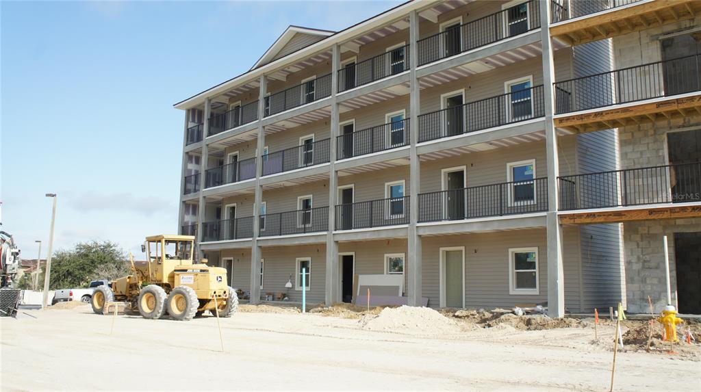 Photo of 2600 SAND MINE ROAD #D42 DAVENPORT FL 33897