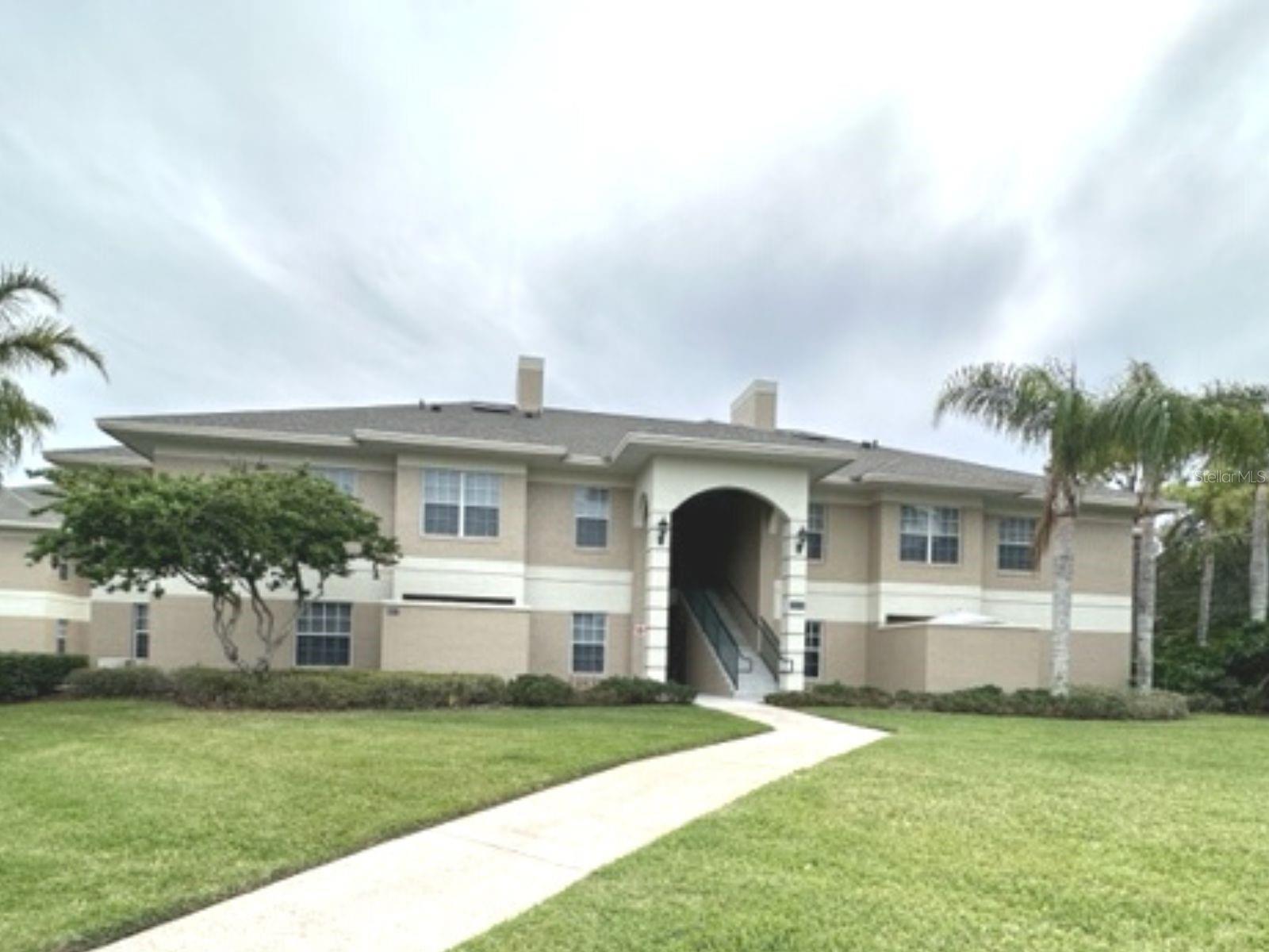 Photo of 1005 EAGLE POND DRIVE #1005 WINTER HAVEN FL 33884