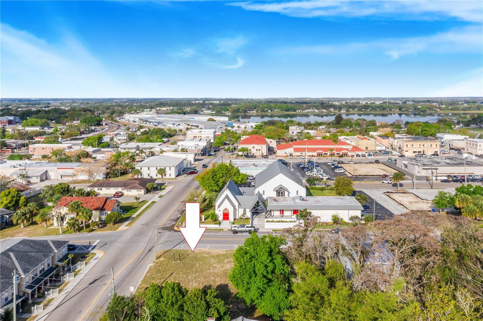 Photo of 902 E MAIN STREET HAINES CITY FL 33844
