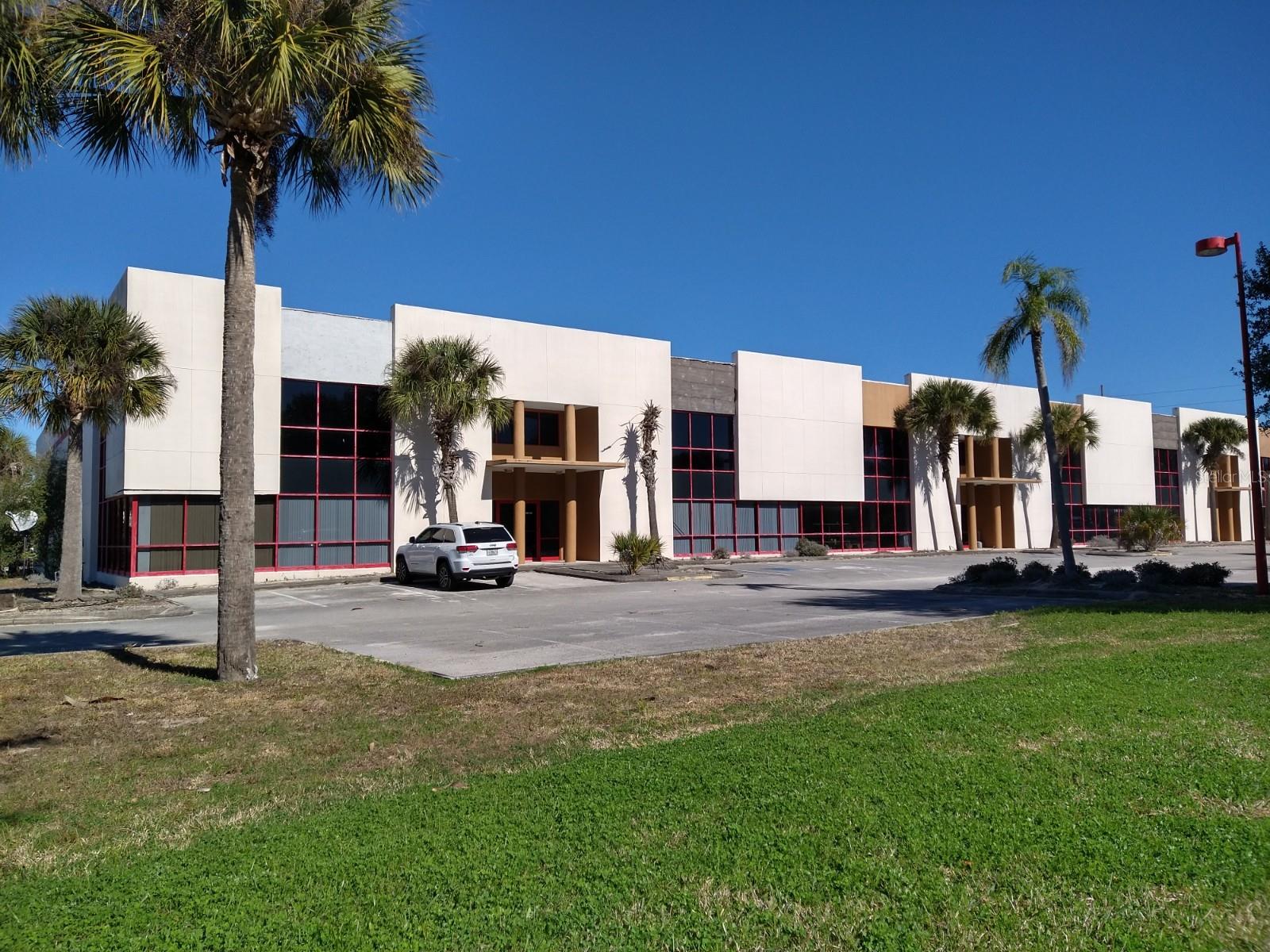 Photo of 1901 LONGLEAF BOULEVARD LAKE WALES FL 33859