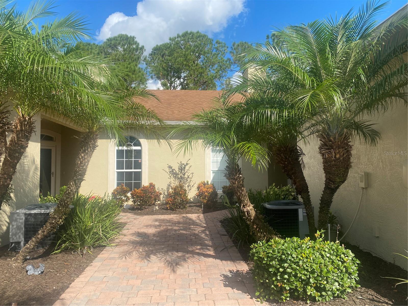 Photo of 1561 VIENNA SQUARE DRIVE WINTER HAVEN FL 33884