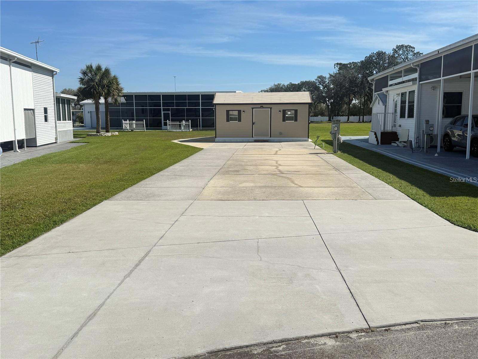 Photo of 8933 SOUTHSHORE COURT POLK CITY FL 33868