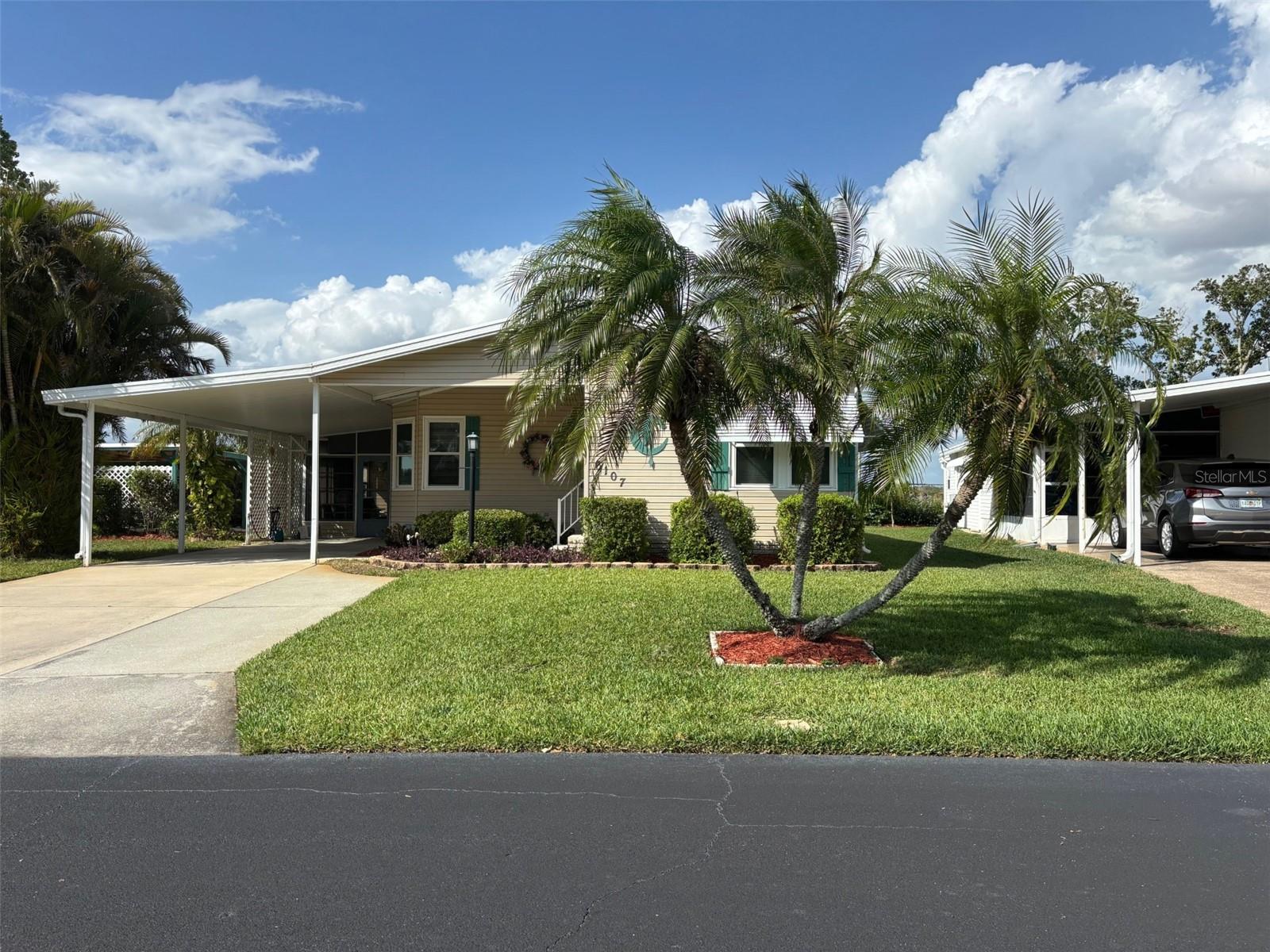 Photo of 6107 GRAND OAKS DRIVE WINTER HAVEN FL 33884