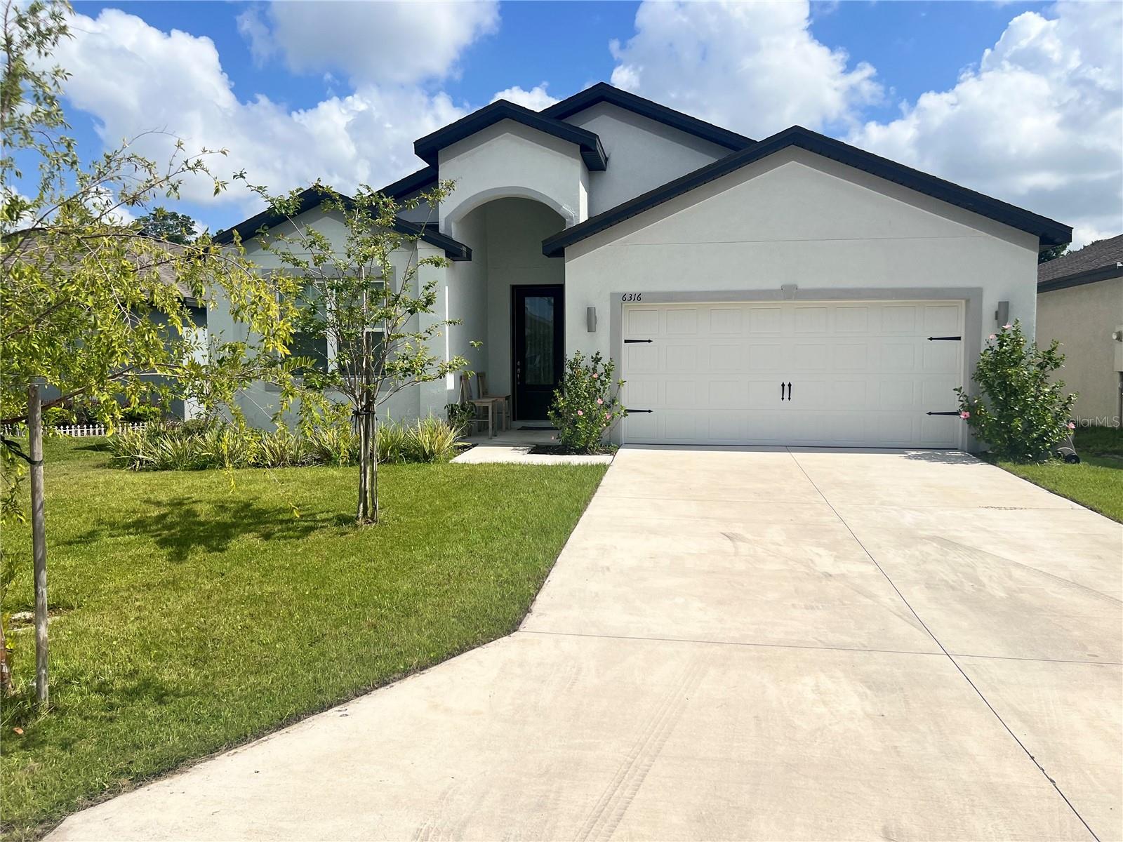 Photo of 6316 DOLOSTONE DRIVE LAKELAND FL 33811