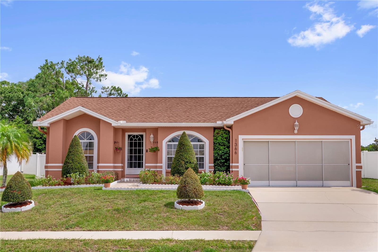 Photo of 1366 MERRIMACK PLACE DAVENPORT FL 33837