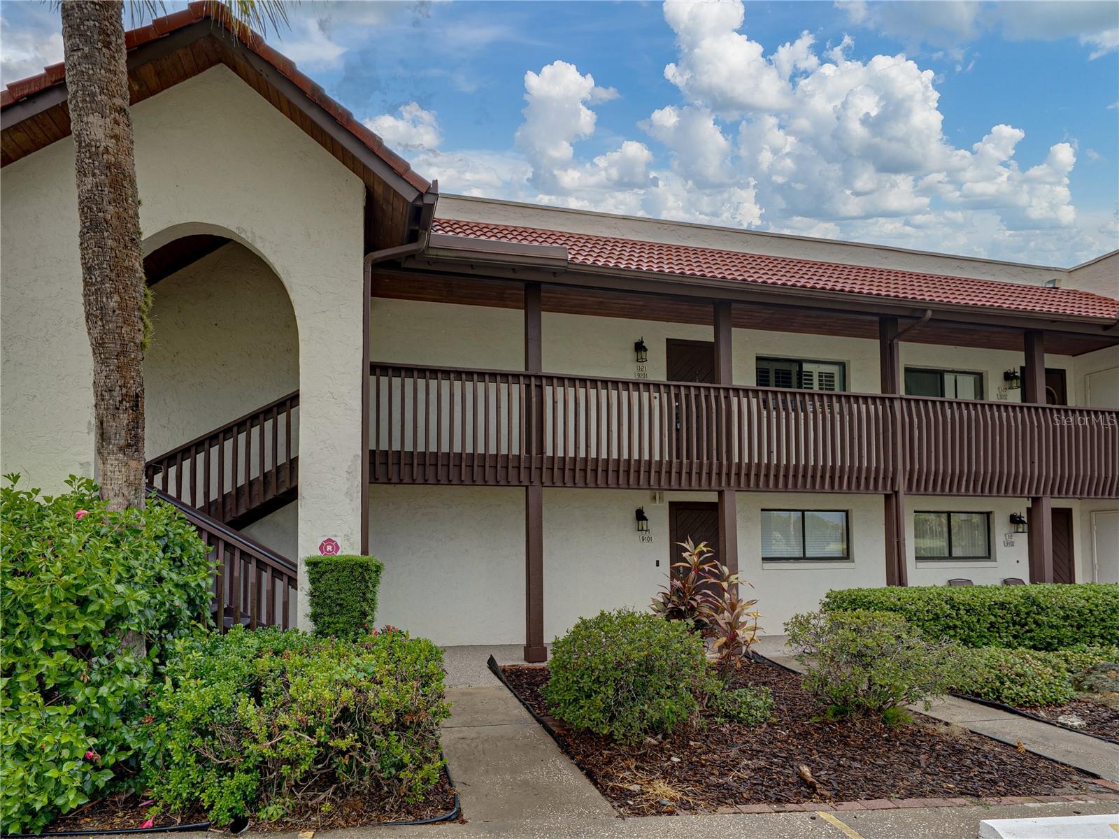 Photo of 9201 VILLAGE DRIVE #I-21 LAKE WALES FL 33898