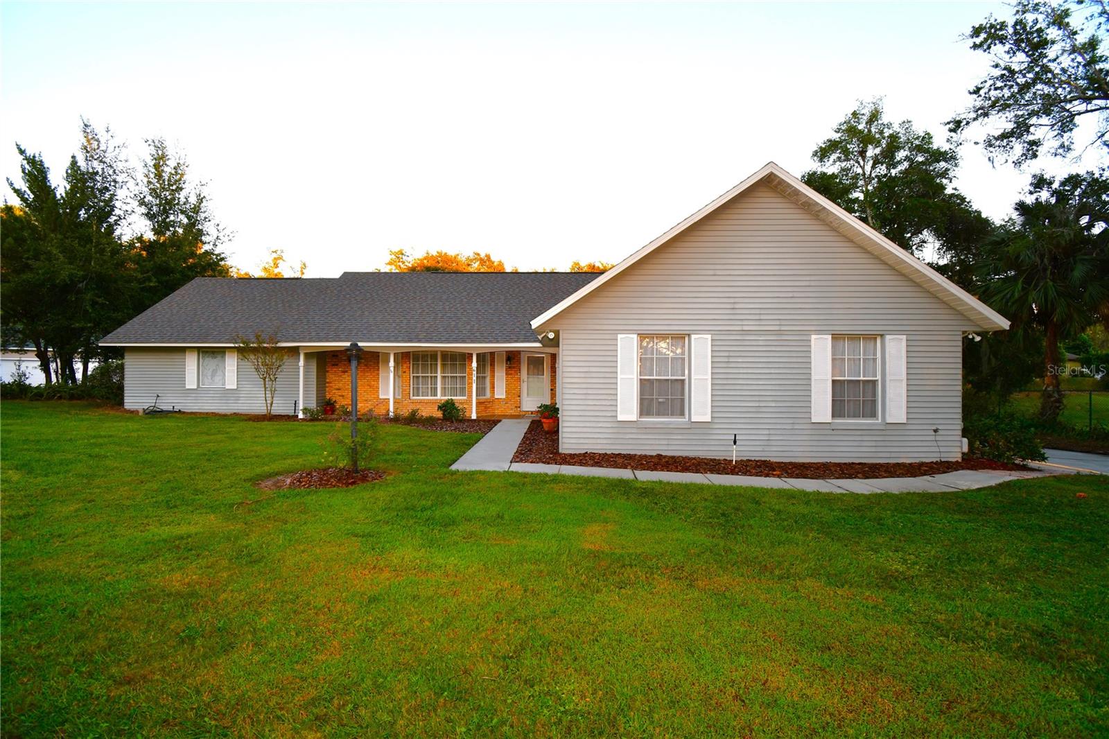 Photo of 611 OLD EUSTIS ROAD MOUNT DORA FL 32757
