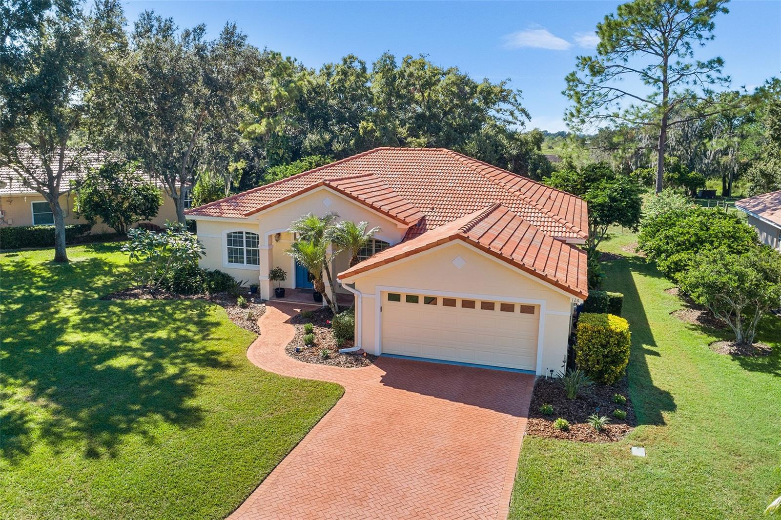 Photo of 126 LAKE REGION CIRCLE WINTER HAVEN FL 33881