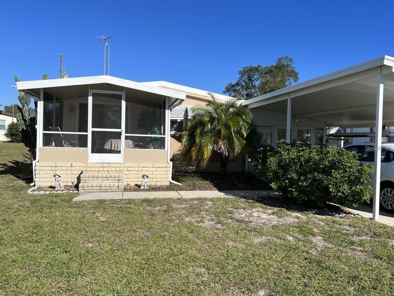 Photo of 9072 LAKE POINT BOULEVARD LAKE WALES FL 33898
