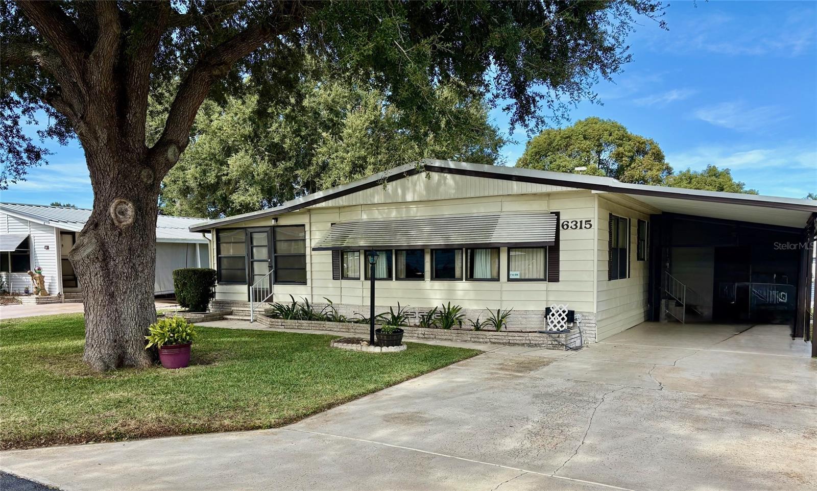 Photo of 6315 GROVE POINTE DRIVE WINTER HAVEN FL 33884