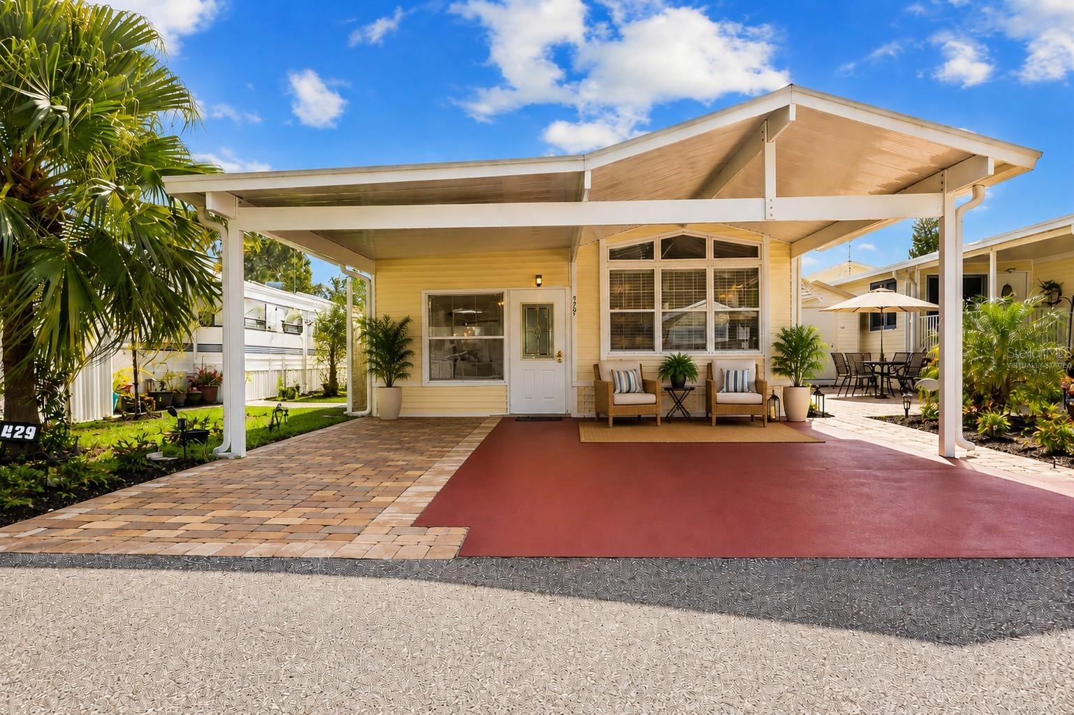 Photo of 429 CITRUS RIDGE DRIVE DAVENPORT FL 33837