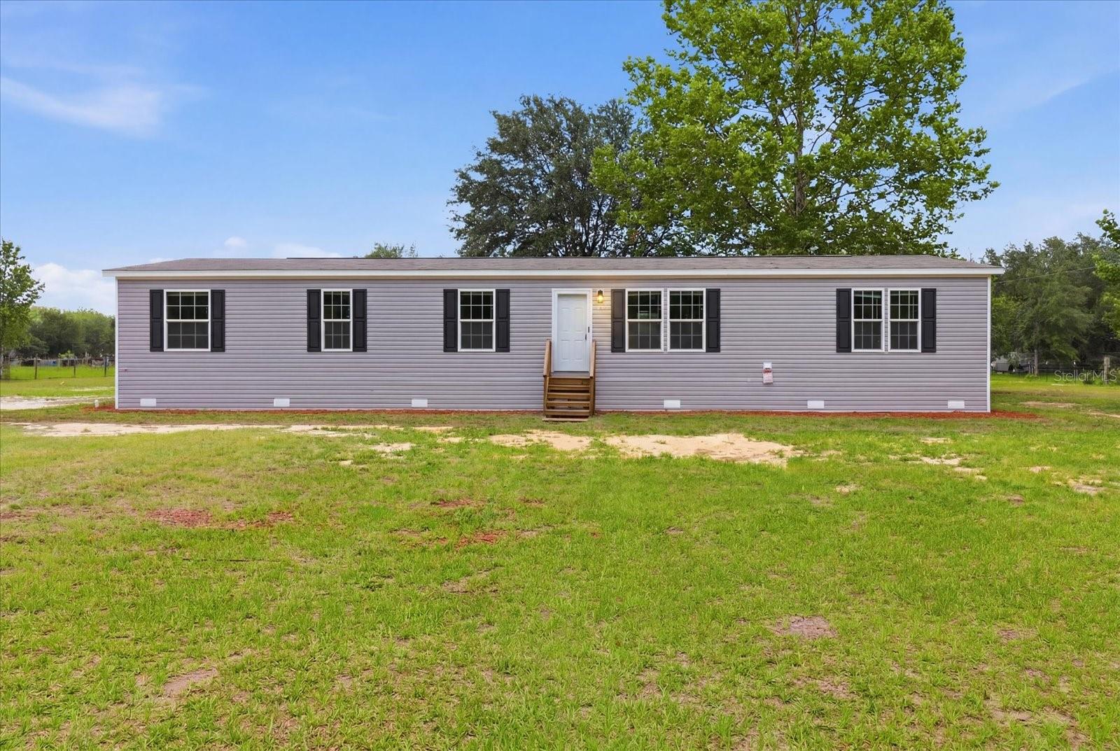 Photo of 11975 NE 227TH PLACE FORT MC COY FL 32134