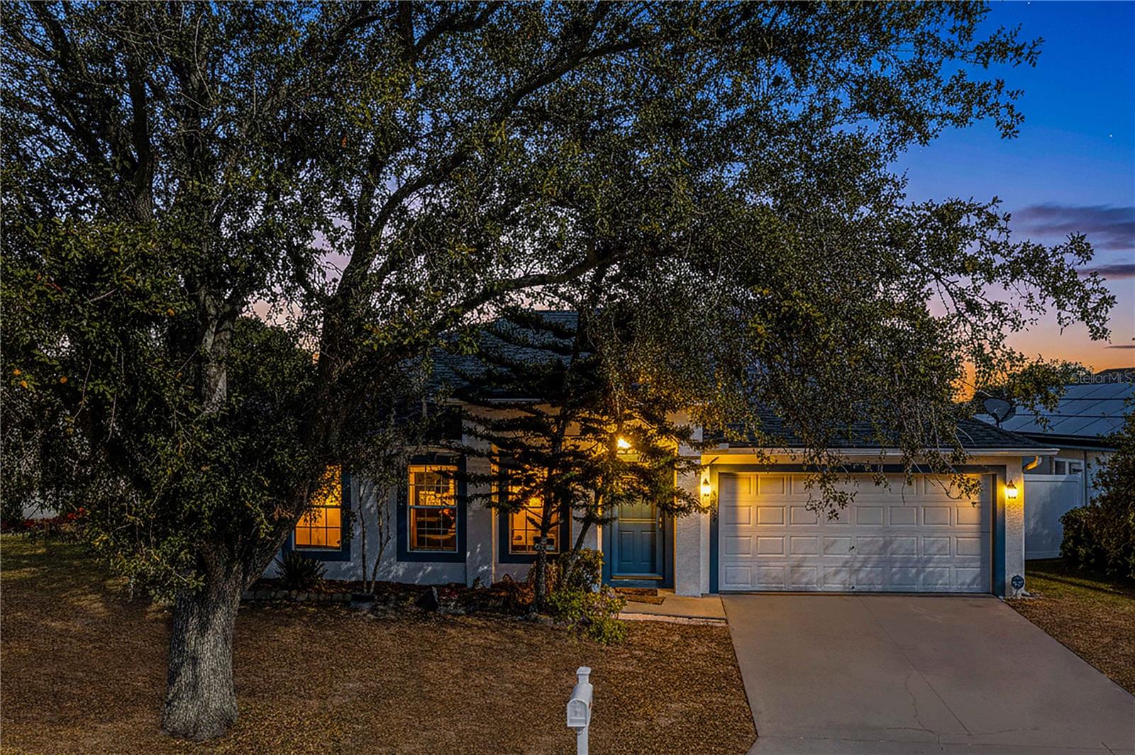 Photo of 5820 ROYAL HILLS CIRCLE WINTER HAVEN FL 33881