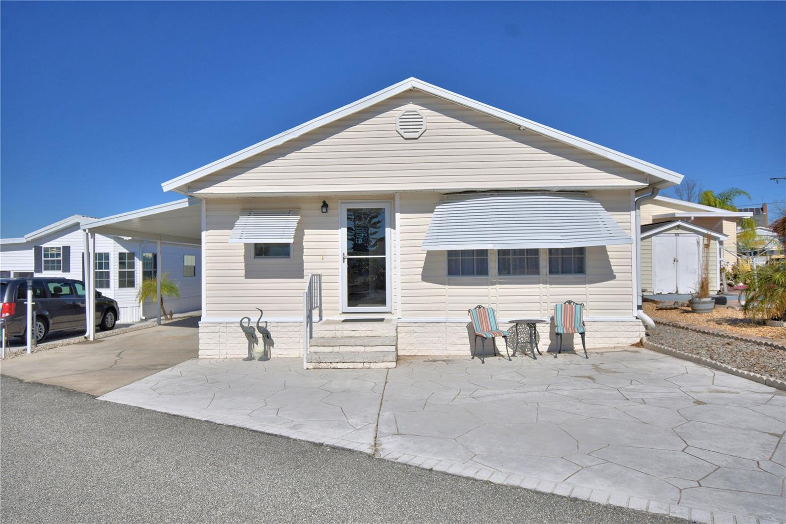 Photo of 251 PATTERSON ROAD #B26 HAINES CITY FL 33844