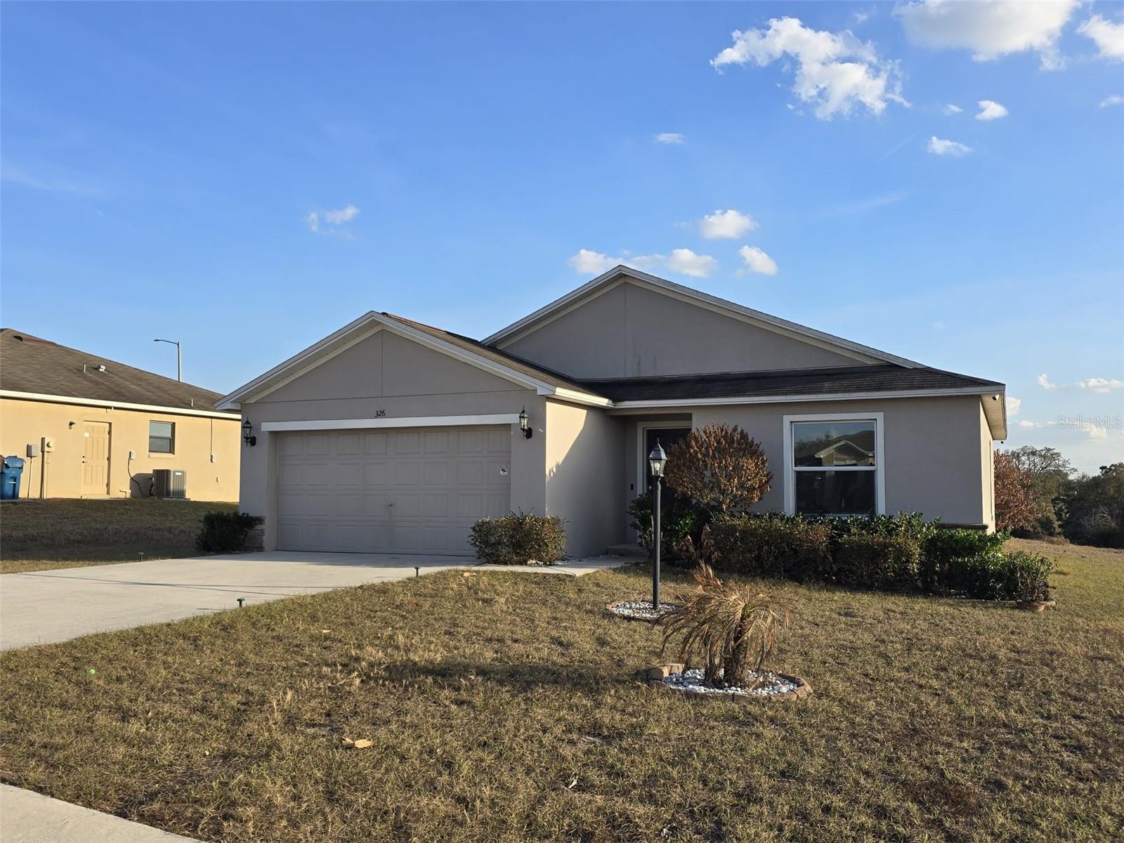 Photo of 326 DINNER LAKE COURT LAKE WALES FL 33859