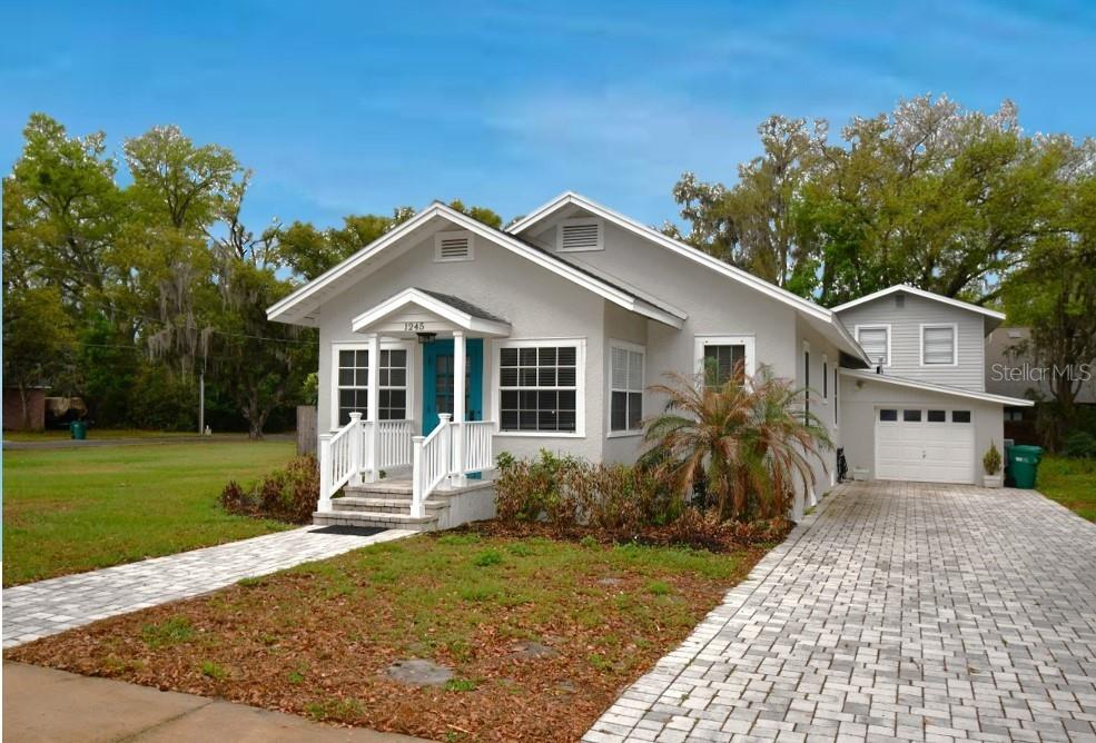 Photo of 1245 N ALEXANDER STREET MOUNT DORA FL 32757