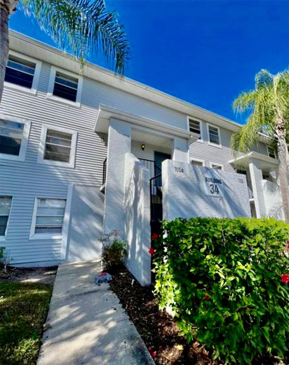 Photo of 7108 WATERSIDE DRIVE #103 TAMPA FL 33617
