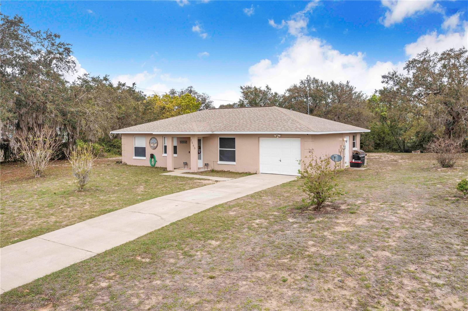 Photo of 2569 CEDARWOOD DRIVE LAKE WALES FL 33898