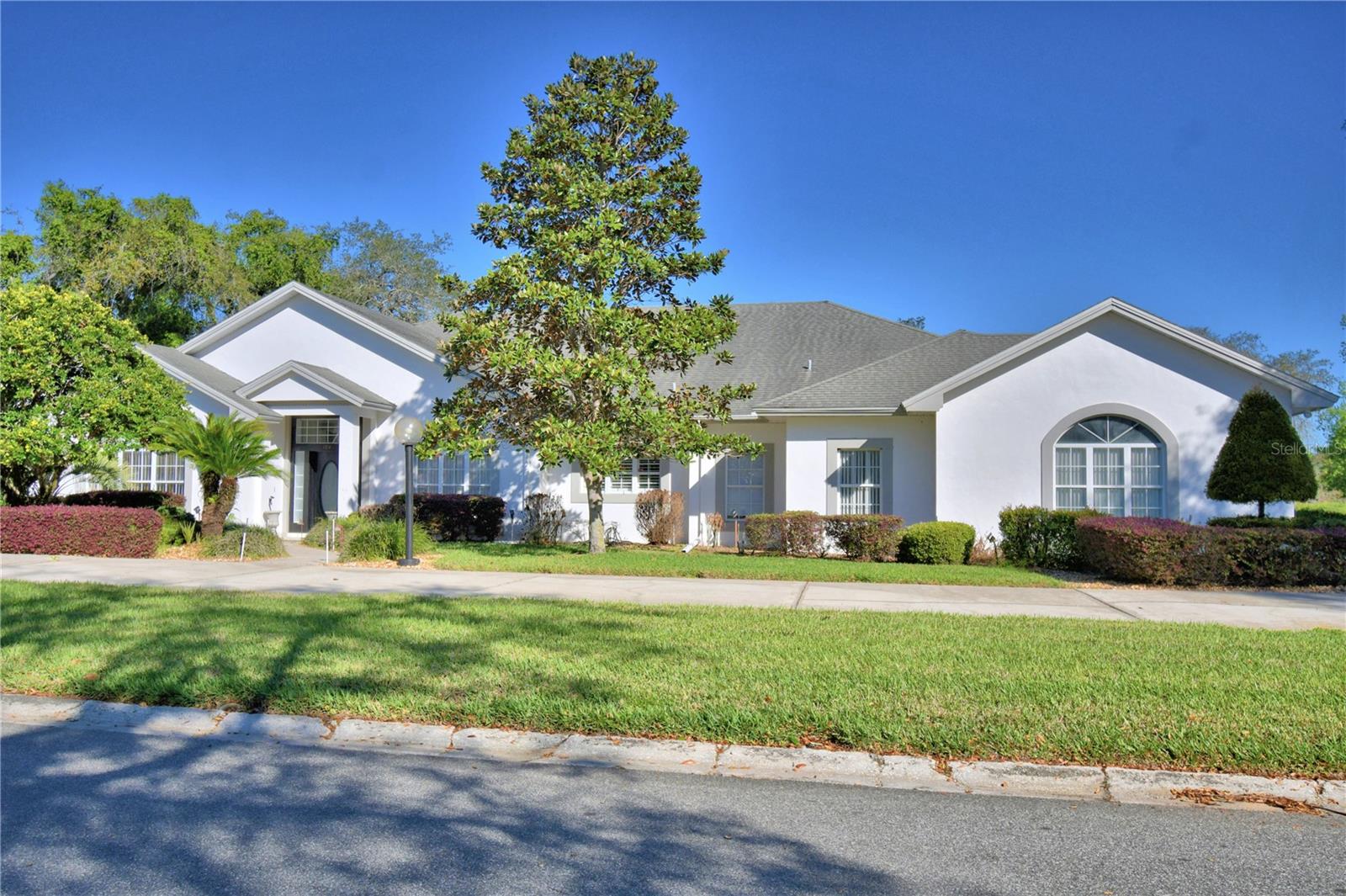 Photo of 104 FAIRWAY DRIVE HAINES CITY FL 33844