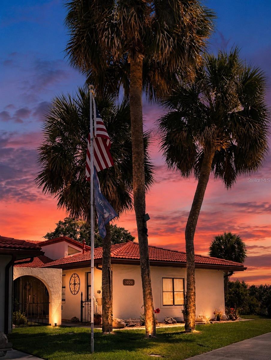 Photo of 2725 CLUBHOUSE DRIVE LAKE WALES FL 33898
