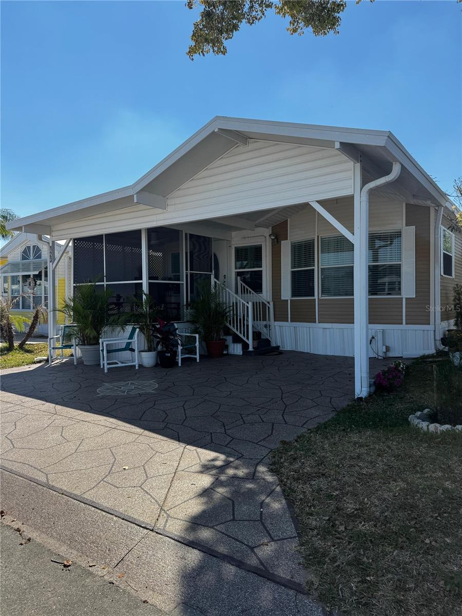 Photo of 123 PANSY STREET DAVENPORT FL 33837