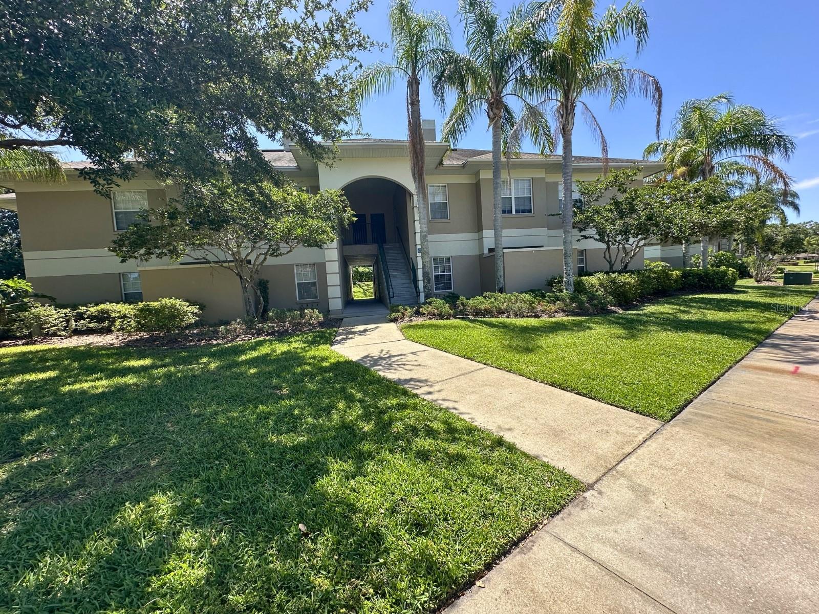 Photo of 1005 EAGLE POND DRIVE #1005 WINTER HAVEN FL 33884