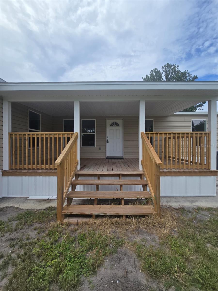 Photo of 6220 PINEWOOD DRIVE FORT MEADE FL 33841