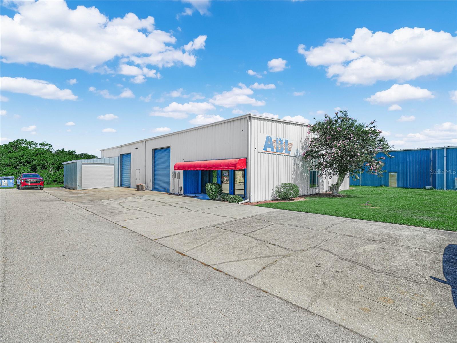 Photo of 29636 HWY 27 DUNDEE FL 33838