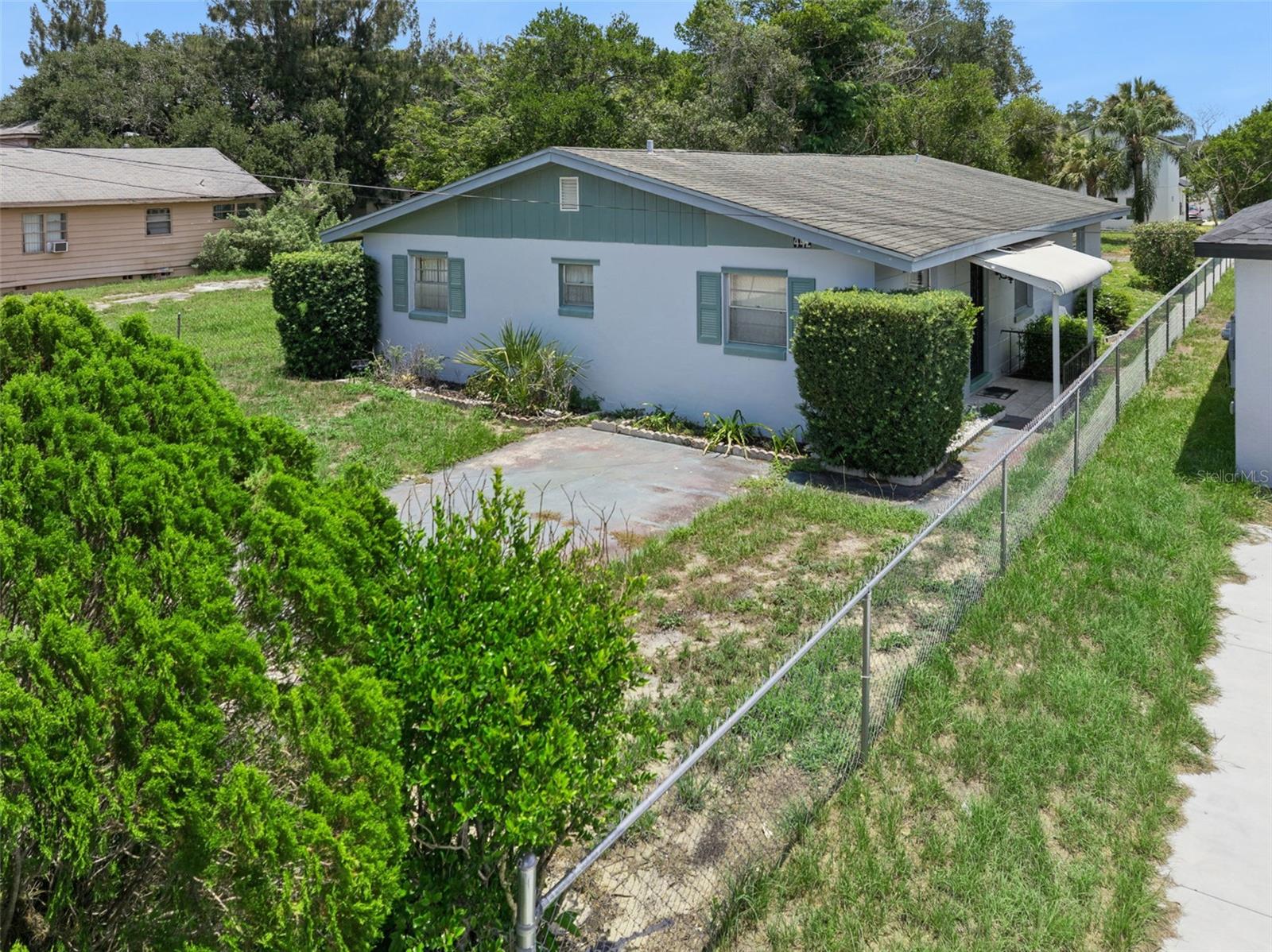 Photo of 442 E STREET LAKE WALES FL 33853