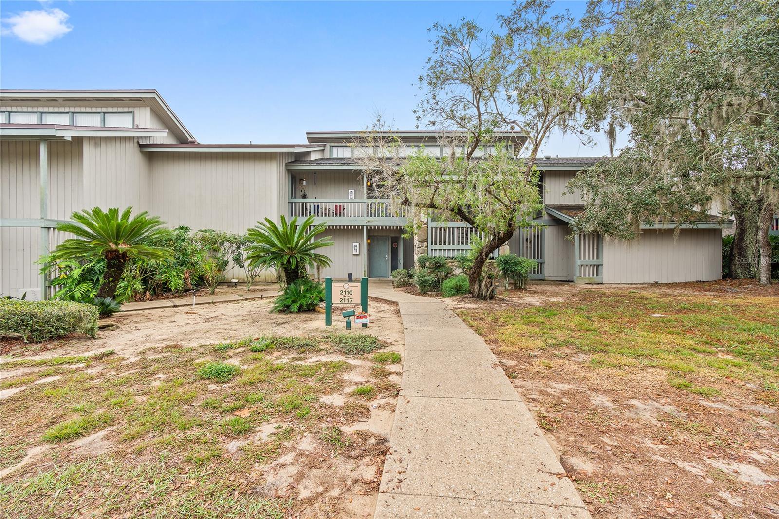 Photo of 2114 CORNER LAKE DRIVE #E HAINES CITY FL 33844