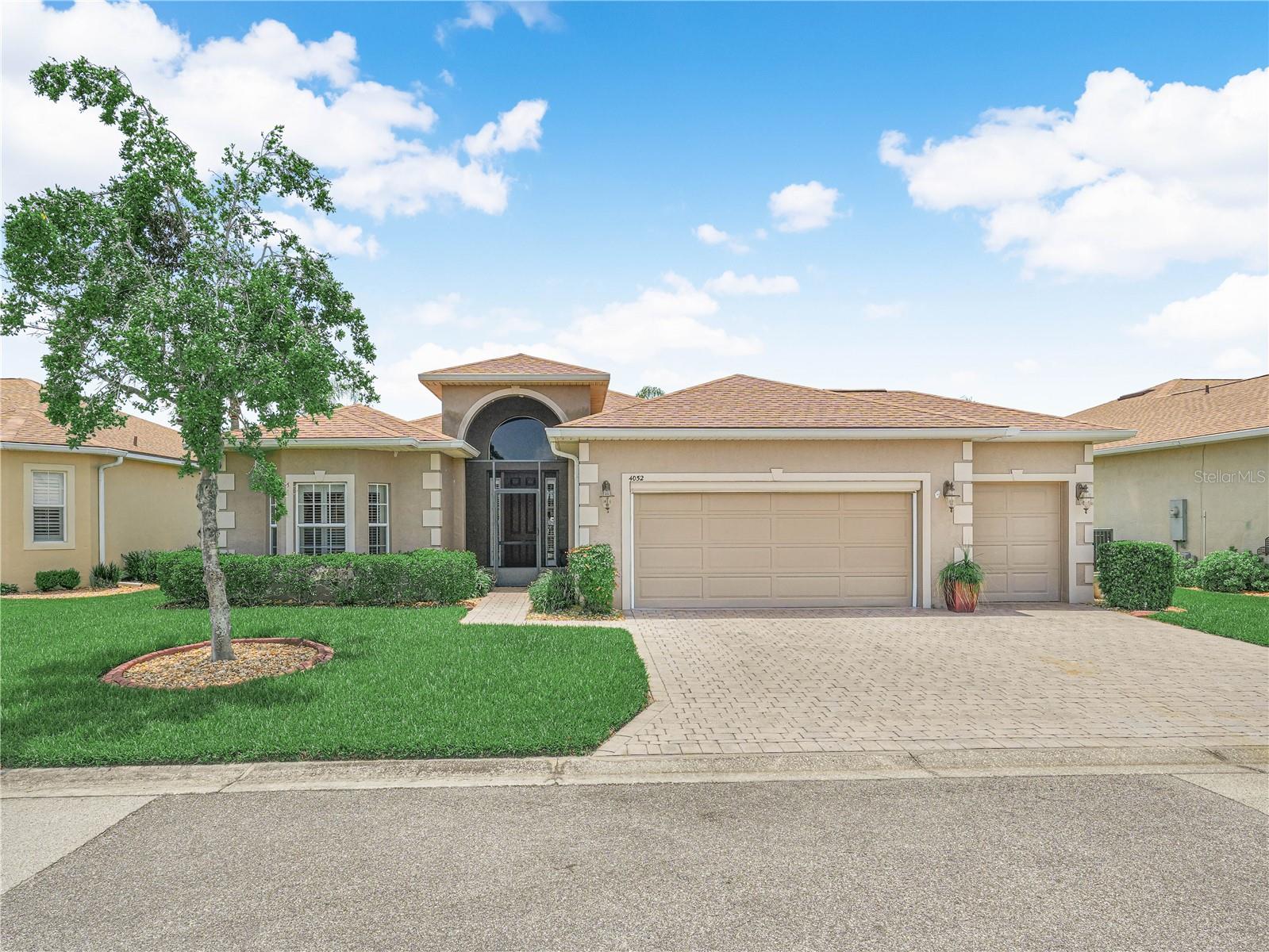 Photo of 4052 PHOENICIAN WAY WINTER HAVEN FL 33884