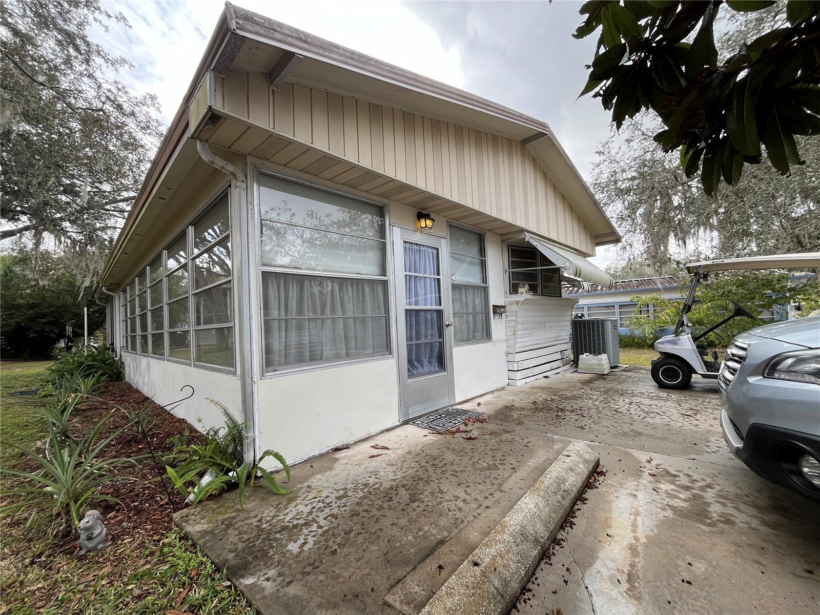 Photo of 16 GREY FOX LANE LAKE WALES FL 33898