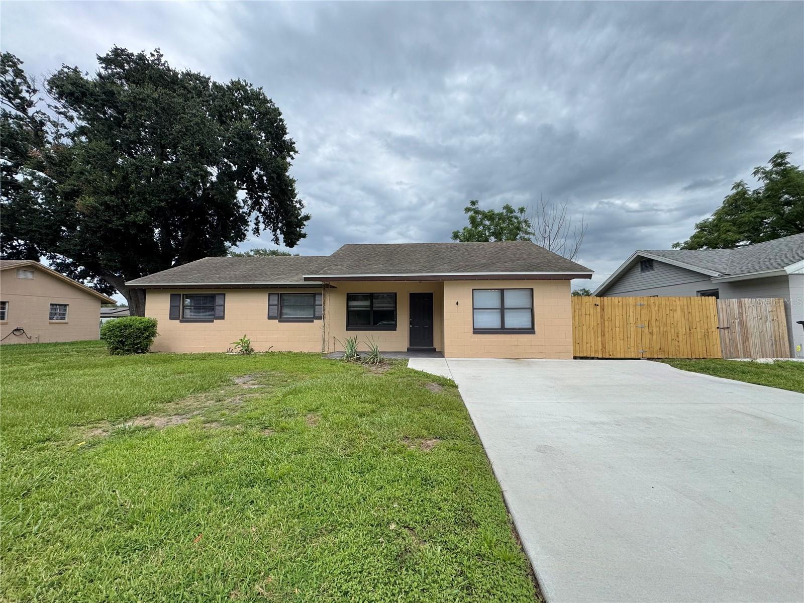 Photo of 506 THOMAS AVENUE WINTER HAVEN FL 33880