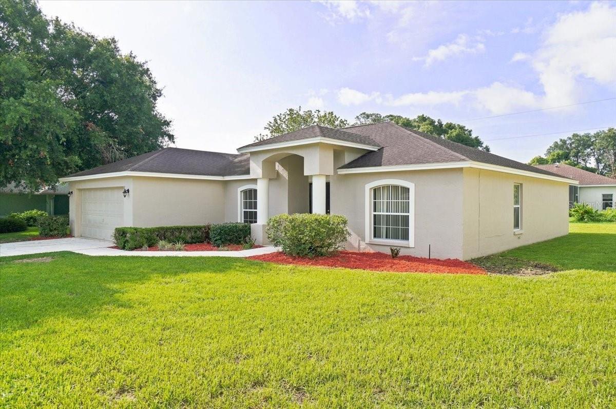 Photo of 2405 HIGHLANDS VUE PARKWAY LAKELAND FL 33812