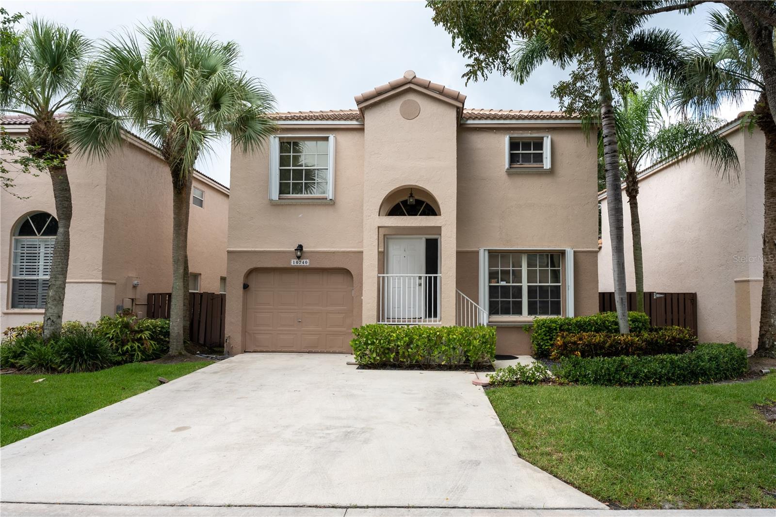 Photo of 10740 NW 12TH MANOR PLANTATION FL 33322