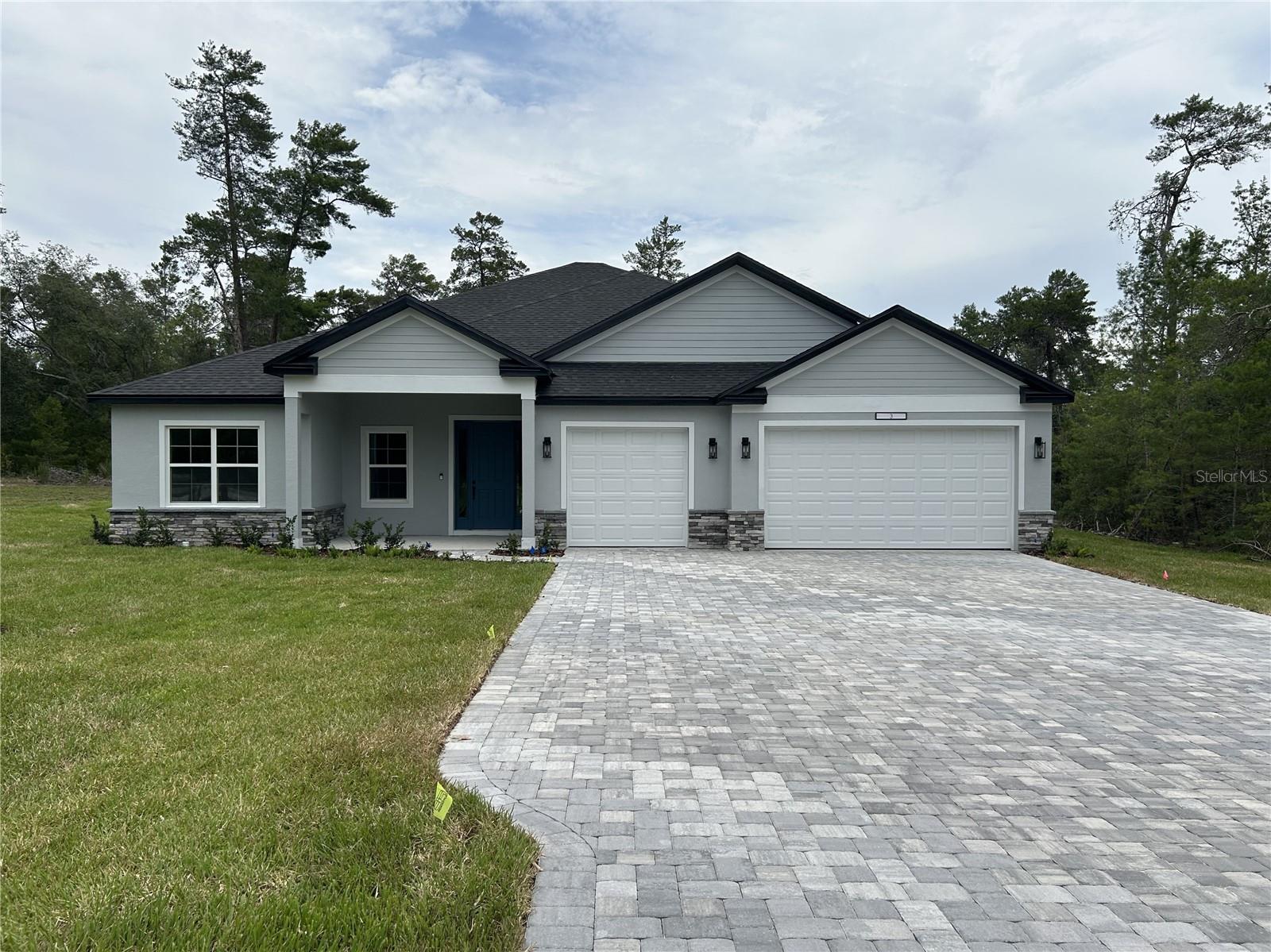 Photo of 2040 W TALL OAKS DRIVE BEVERLY HILLS FL 34465