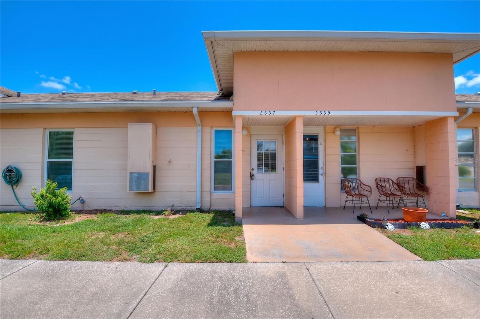 Photo of 2637 CLUB CIRCLE LAKE WALES FL 33854
