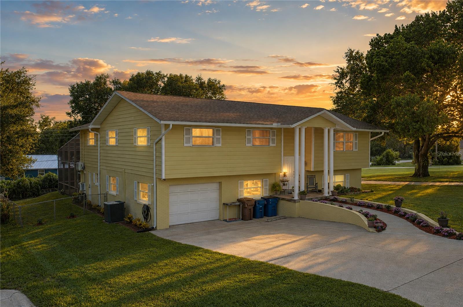 Photo of 1018 N TOWER LANE #A LAKE WALES FL 33853