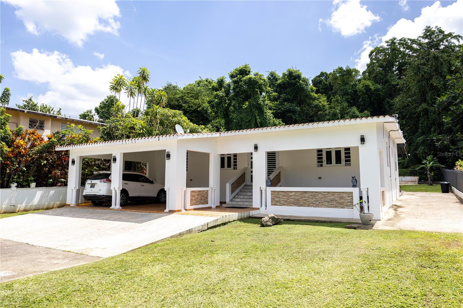 Photo of Bo. Tierras Nuevas COLINAS DEL NORTE #BB-1 MANATI PR 00674