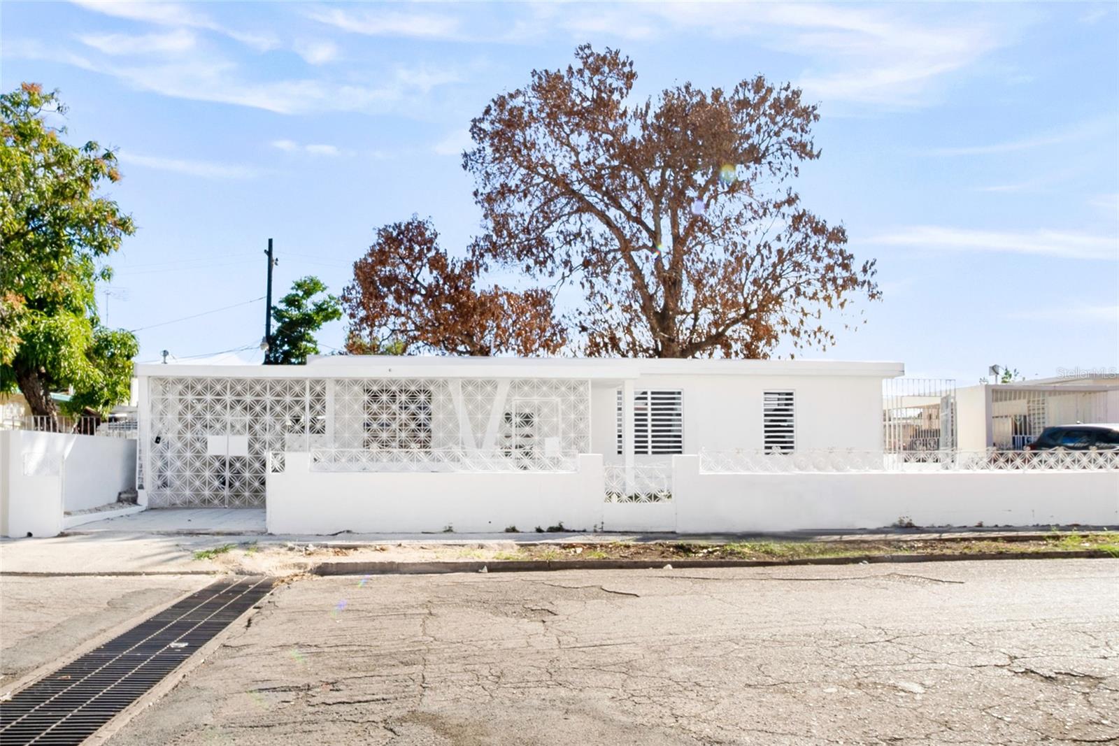 Photo of 7D MARTIN CORCHADO URB. PALO DE PAN PONCE PR 00717