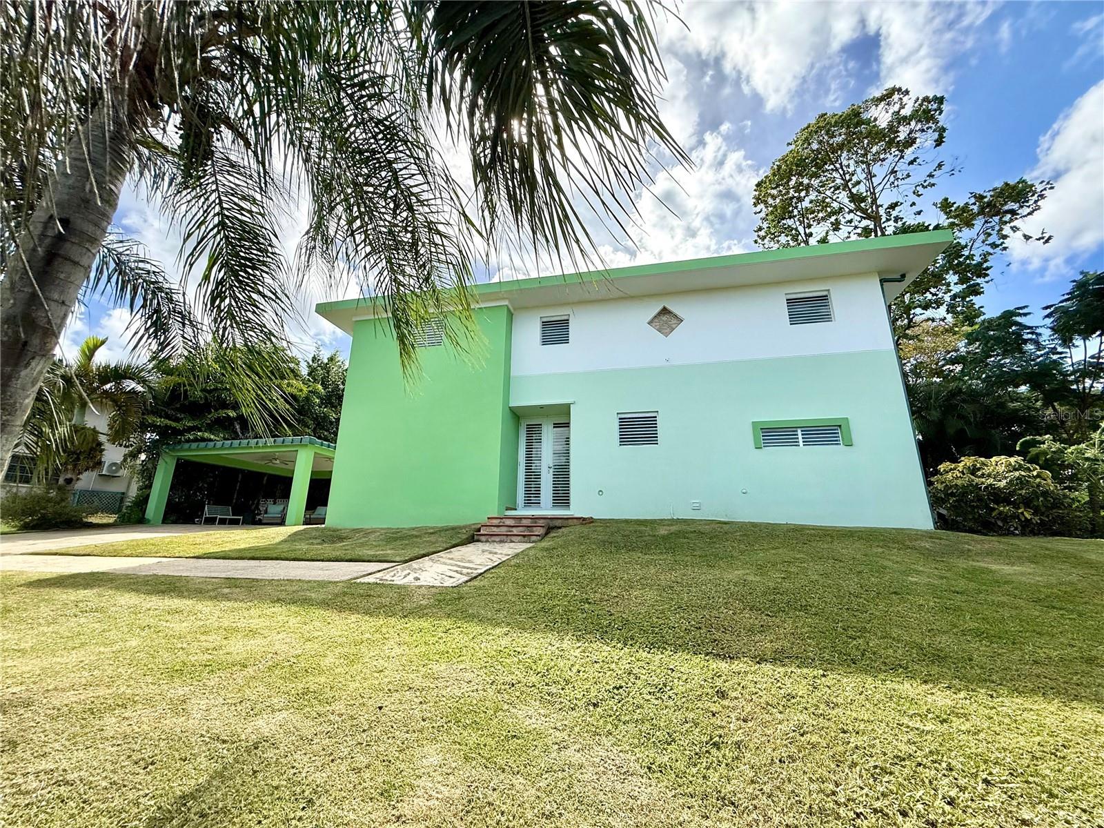 Photo of 5 BATEY OESTE #14 LUQUILLO PR 00773