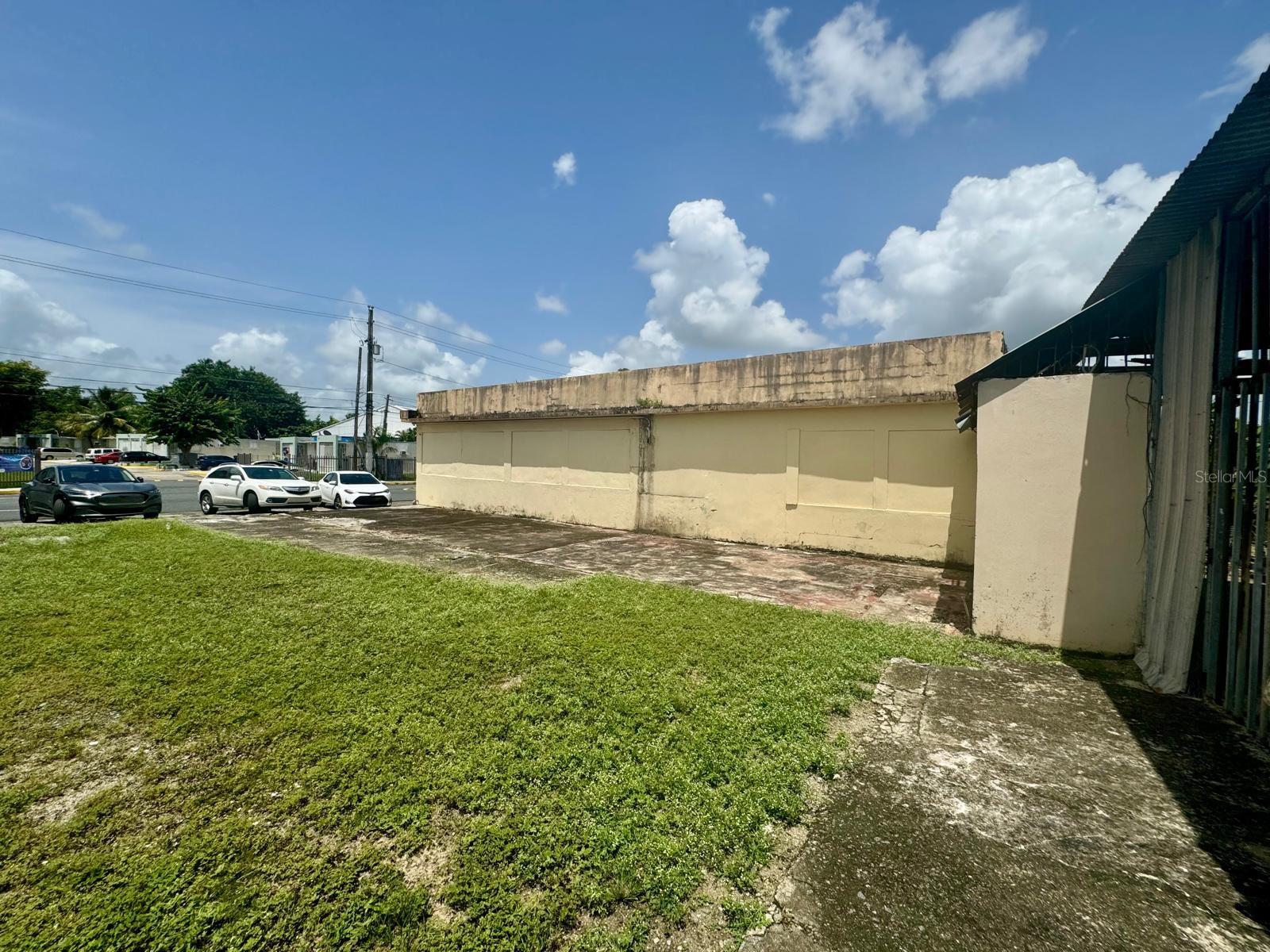 Photo of 51 AVENIDA TROCHE CAGUAS PR 00725
