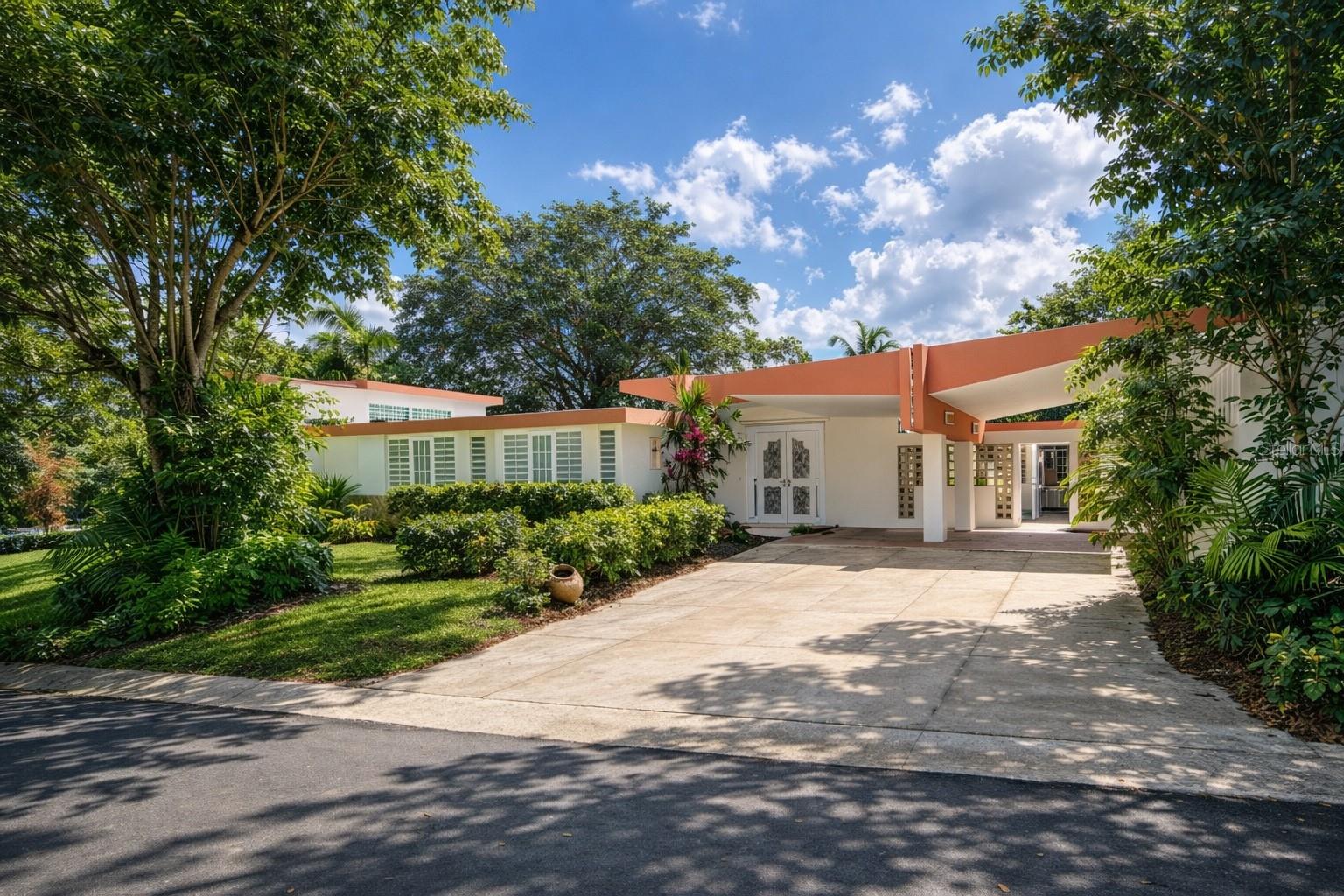 Photo of 2 VALLEY VIEW DRIVE CAGUAS PR 00725