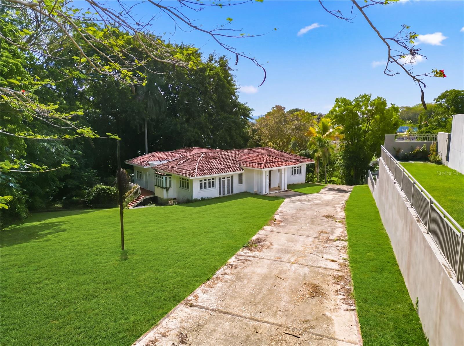 Photo of 7 VANDA GUAYNABO PR 00966