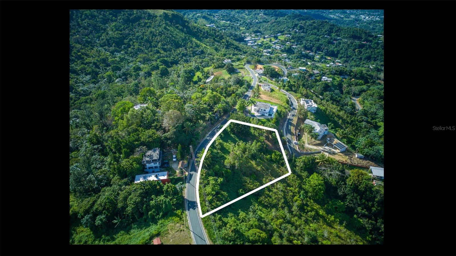 Photo of PR-879 BO GUARAGUAO-VISTAS DE ENSUEÑO #8 BAYAMON PR 00956