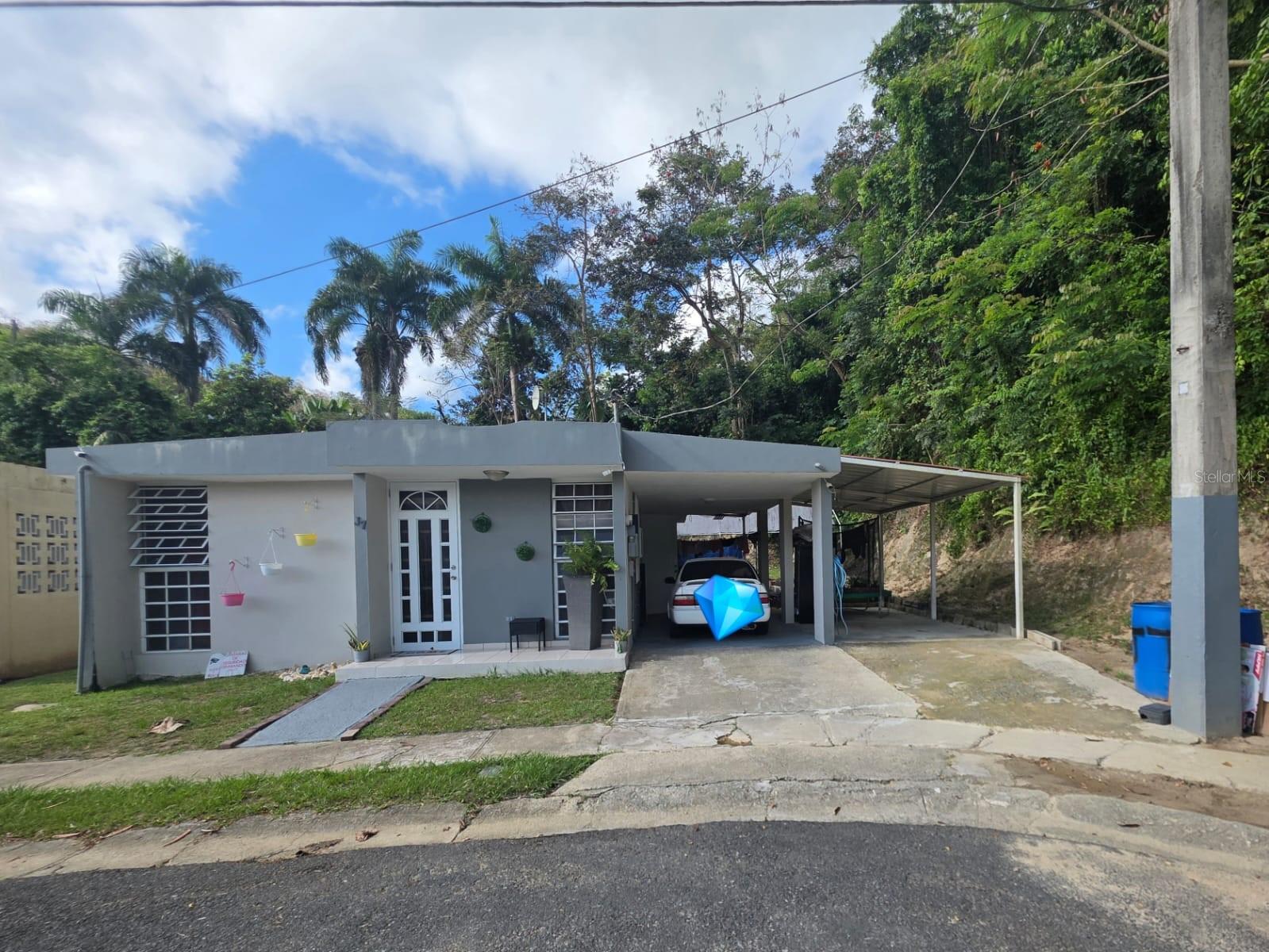 Photo of J-7 JUAN CARRION LAS PIEDRAS PR 00771