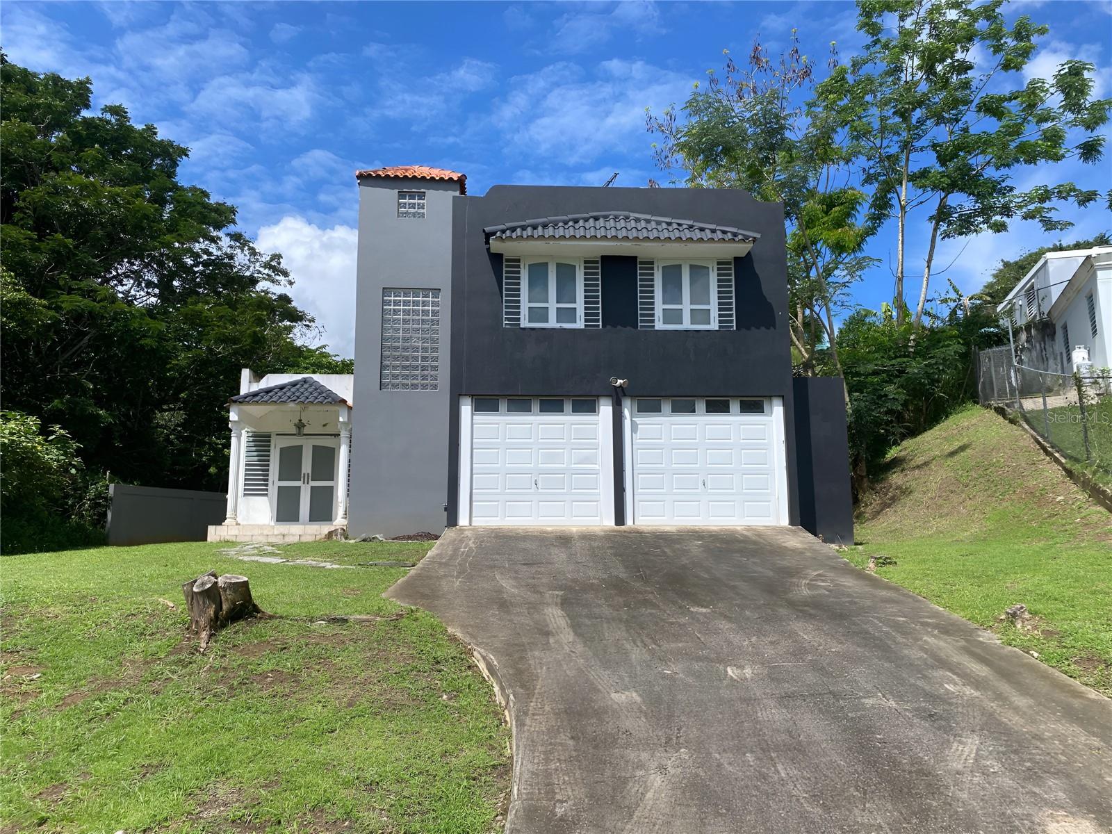 Photo of 3 SR 829 BAYAMON PR 00957